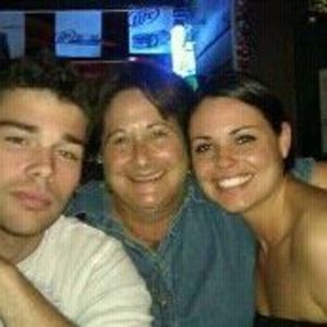 Meet your Posher, Joanie